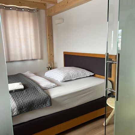 Grosszuegige Ferienwohnung Mit Weitem Ausblick Lichtenberg  エクステリア 写真
