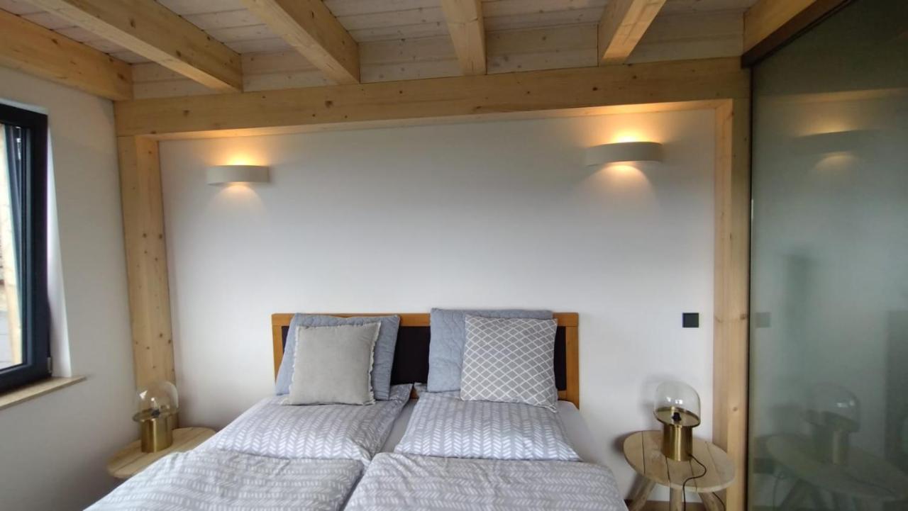 Grosszuegige Ferienwohnung Mit Weitem Ausblick Lichtenberg  エクステリア 写真