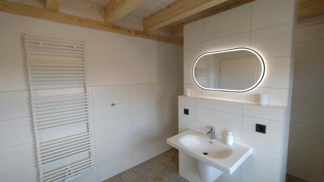 Grosszuegige Ferienwohnung Mit Weitem Ausblick Lichtenberg  エクステリア 写真